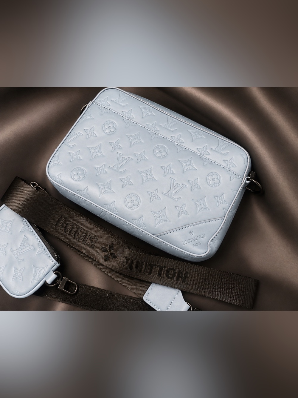 Lv puffer blue